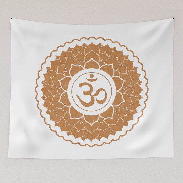 Aperçu de l'œuvre Crown Chakra Mandala - Snow + Rust créée et vendue par Irene Estelle.