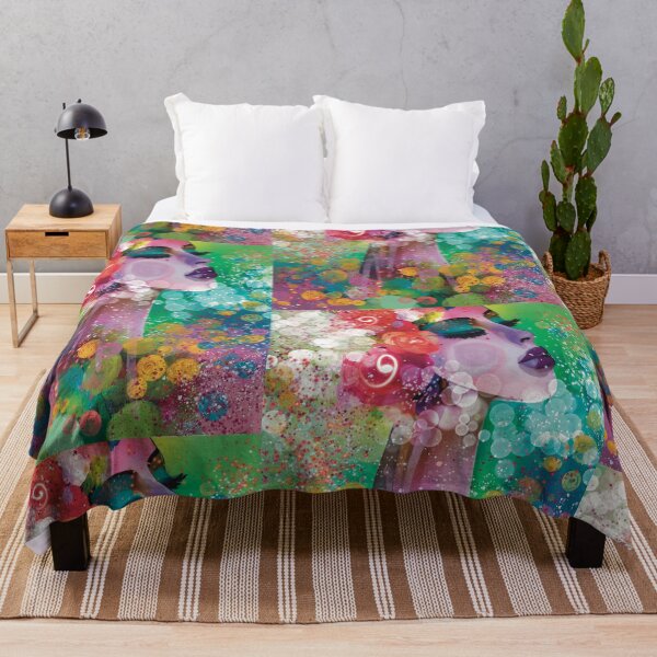 Artikelvorschau, Wandkunstdruck – Gemälde der schönen Girl Warrior-Super Woman – FELICITY – florales malerisches Design entworfen und verkauft von navitalidesign.
