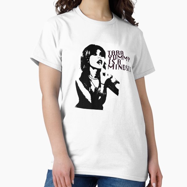 Vista previa del artículo con la obra «TARA YUMMY ES UNA MENTALIDAD», diseñado y vendido por laurelhell.