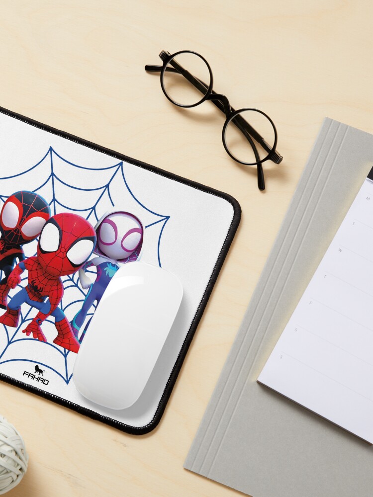 Thumbnail 3 von 5, Mauspad, Spidey und seine tollen Freunde designt und verkauft von M-Approved.
