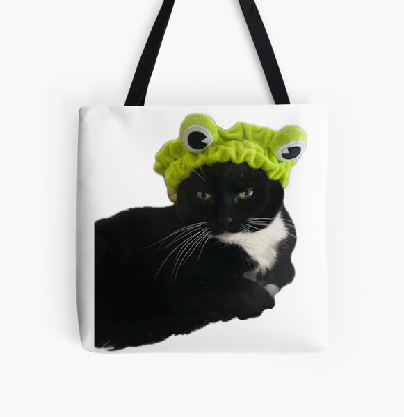 Artikel-Vorschau von Süße schwarz-weiße Smokingkatze mit Froschhut, designt und verkauft von UchihaIndustry.