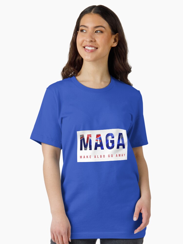 Imagen 2 de 7, Camiseta esencial con la obra MAGA: Haz que Albo se vaya, diseñada y vendida por davidbeattie.