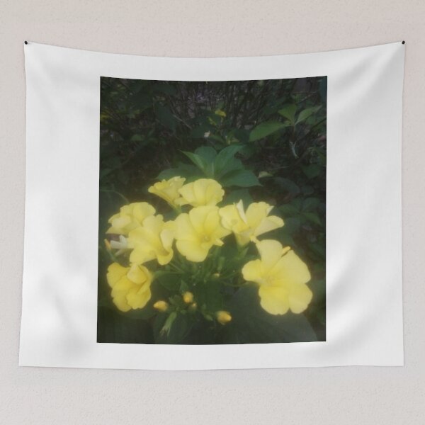Item preview, flower designed and sold by sisira gunarathna.