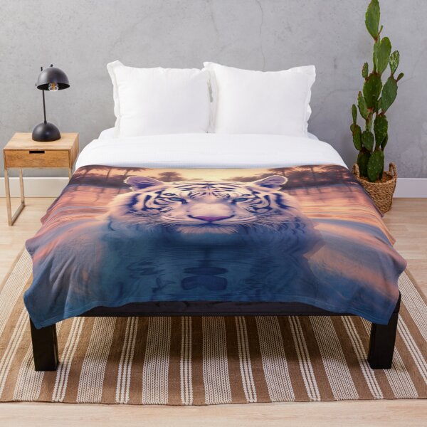 Aperçu de l'œuvre Crépuscule tranquille | Tigre blanc au milieu de la sérénité du coucher du soleil créée et vendue par FairX.