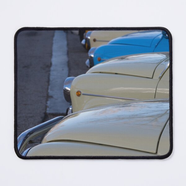 Item preview, Seat 600 designed and sold by Alejandro Gaspar.