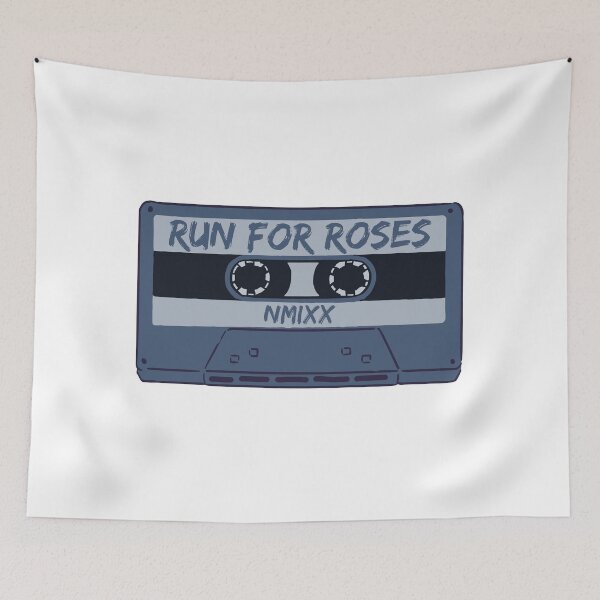 Artikelvorschau, Nmixx Run for Roses Kassette entworfen und verkauft von puki-ycdi.