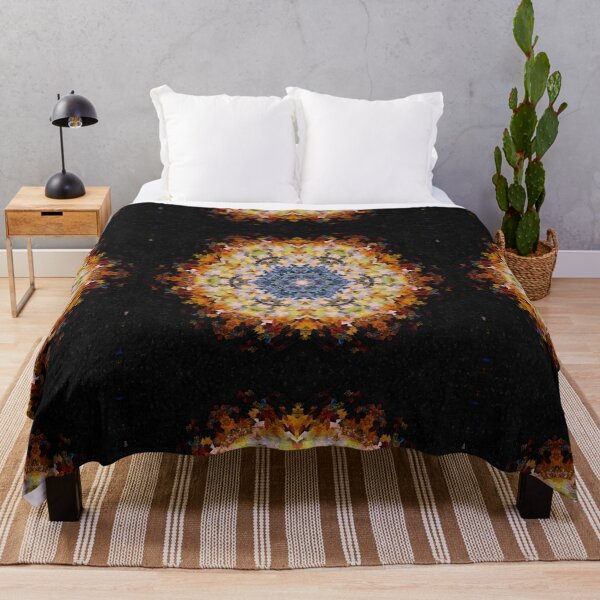 Artikelvorschau, Digitales Mandala Blau Gelb Orange und Schwarz entworfen und verkauft von WormholeOrbital.