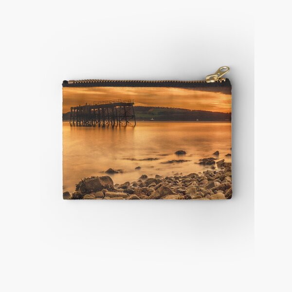 Artikelvorschau, Carlingnose Pier, Nord-Queensferry entworfen und verkauft von Dougie Milne Photography .