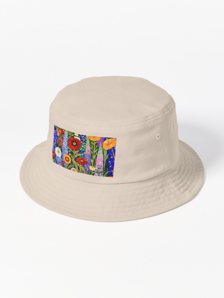 Aperçu 1 sur 6. Bob avec l'œuvre Jardin de fleurs Gustav Klimt créée et vendue par maniacfitness.