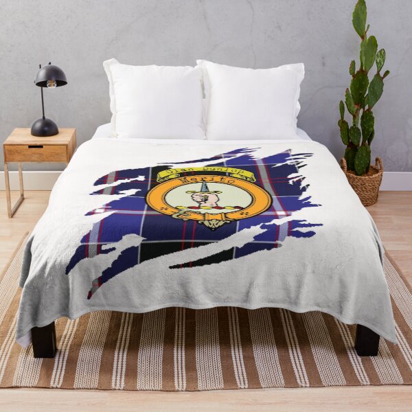 Aperçu de l'œuvre Tartan de nom de famille écossais Dunlop Crest créée et vendue par BagTown Clans.