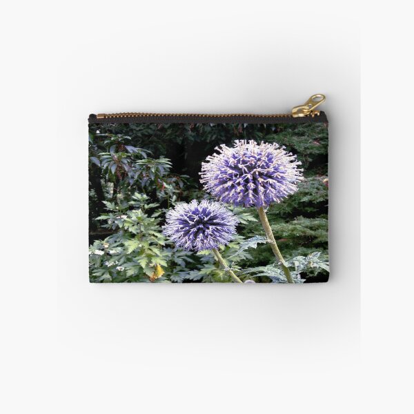 Item preview, "Les chardons bleus" (= the blue thistles) designed and sold by Isa-Isarielle.