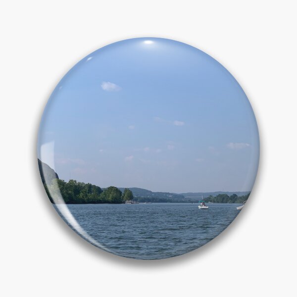 Artikelvorschau, Auf dem Fluss entworfen und verkauft von TrueheartPhoto.