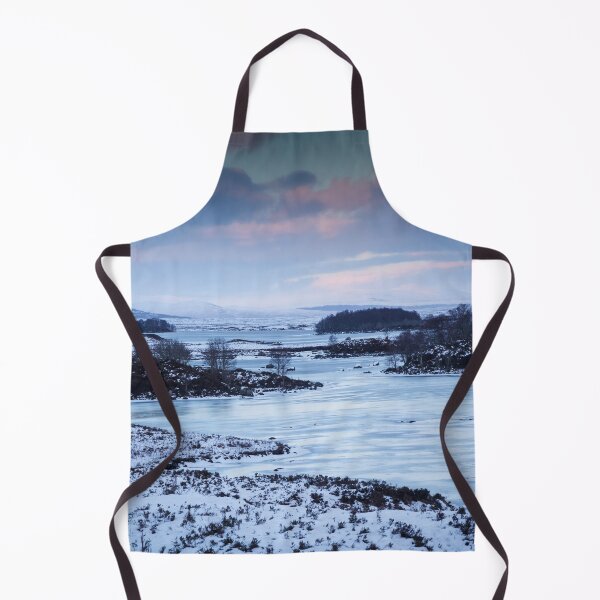 Artikelvorschau, Rannoch Mor im Winter entworfen und verkauft von heidipics.