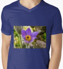 Flower macro Men's V-Neck T-Shirt