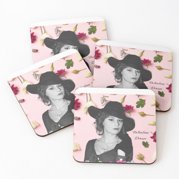 Artikelvorschau, „Valentina Dream: Abendliche Eleganz zwischen den Blumen“ entworfen und verkauft von ValentinaDream9.