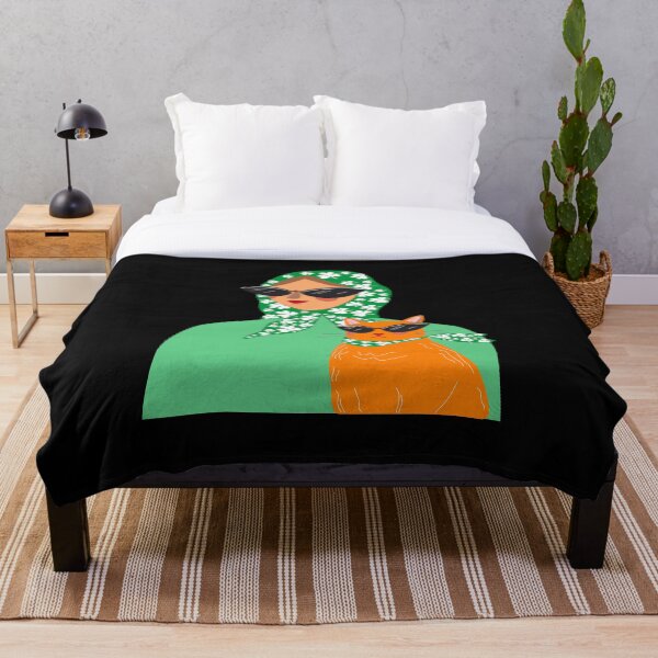 Artikelvorschau, Lustige Babuschka-Katze zum St. Patrick's Day für Frauen entworfen und verkauft von NewAdventure.