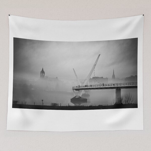 Artikelvorschau, Nebel auf dem Foyle 1 entworfen und verkauft von Nigel R Bell Photography.