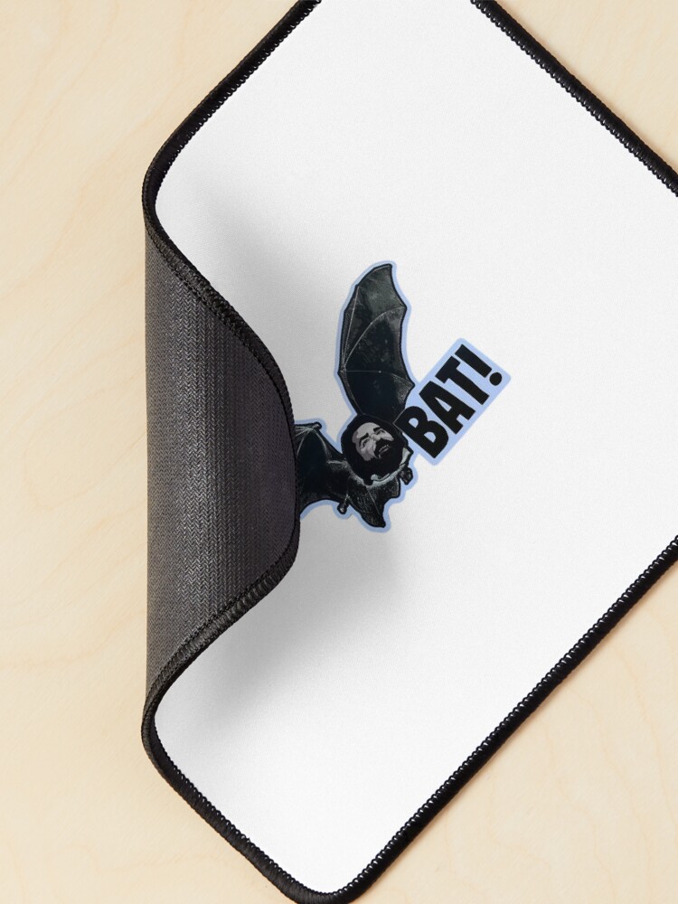 Aperçu 2 sur 5. Tapis de souris avec l'œuvre Autocollant vinyle Ce que nous faisons dans l’ombre - Laszlo - « BAT ! » créée et vendue par iamamiraj.