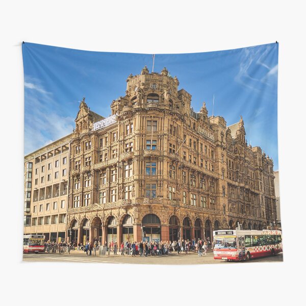 Aperçu de l'œuvre Jenners, grand magasin créée et vendue par Yannik Hay.