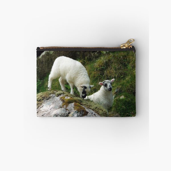 Aperçu de l'œuvre Roadside Lambs créée et vendue par Lyle McNamara.