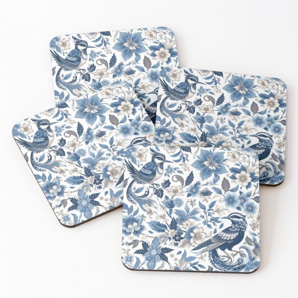 Aperçu de l'œuvre Un carré à motifs floraux bleu et blanc avec des oiseaux et des fleurs créée et vendue par justbejoker.