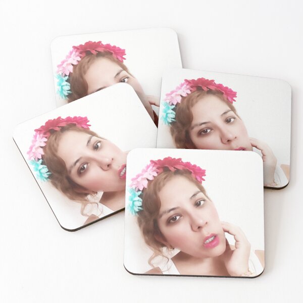 Artikelvorschau, Vintage-Mädchen mit Frühlingsblumen im Haar entworfen und verkauft von ninabynina.