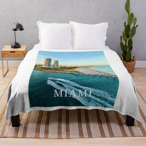Artikelvorschau, Lebendiger Strand in Miami, Florida, Amerika entworfen und verkauft von ShopJoel.