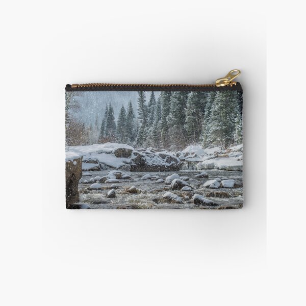 Aperçu de l'œuvre Printemps Tempête de neige Poudre River créée et vendue par johnny gomez.