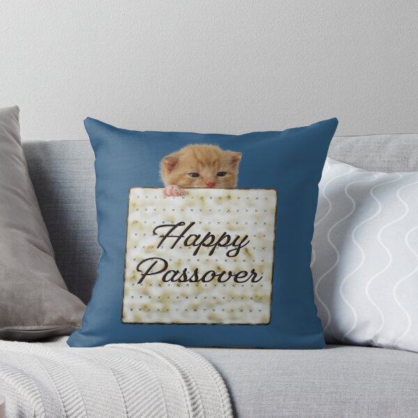 Artikelvorschau, Pessach-Matze-Illustration und Babykatze – fröhlicher Pessach-Text, blauer Hintergrund entworfen und verkauft von OG-Graphics.
