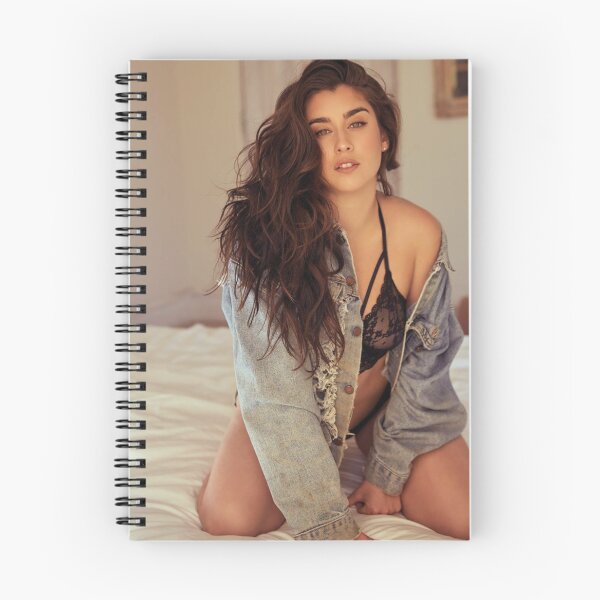 Artikelvorschau, Lauren Jauregui entworfen und verkauft von Valesa1830.