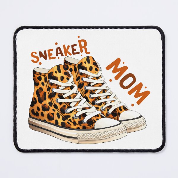 Artikelvorschau, Sneaker MOM – Sneaker mit Geparden-Leopardenmuster entworfen und verkauft von EmeraldeaArt.