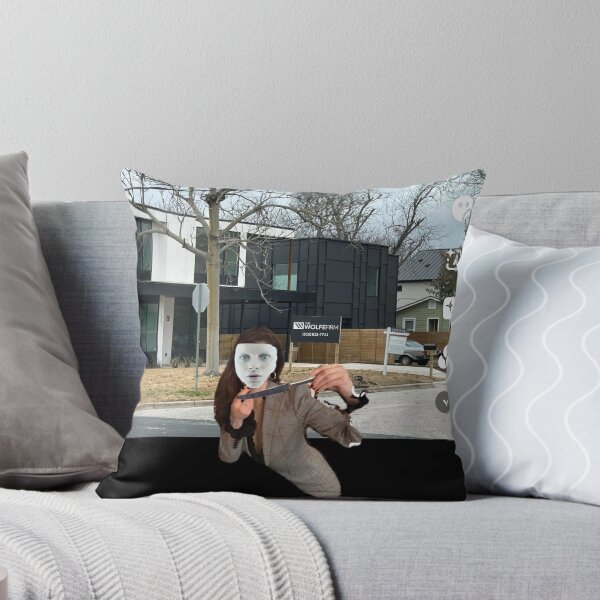 precog agatha Throw Pillow