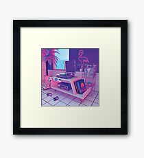 s p i n n i n g w a v e Framed Print