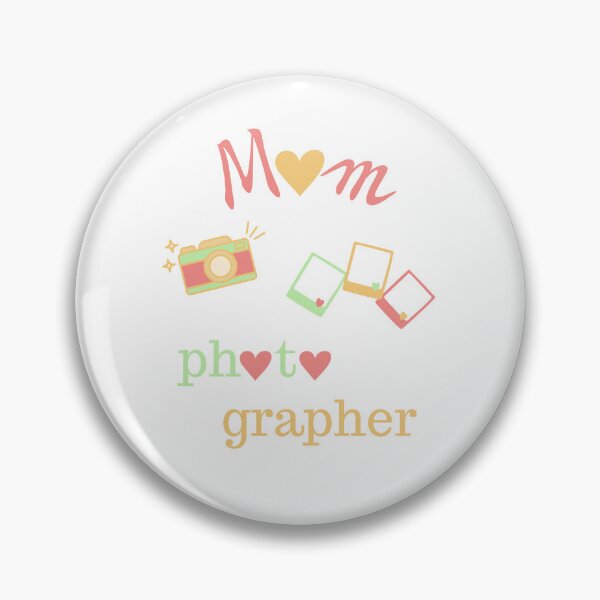 Artikelvorschau, Mama Fotografin, lustiges Geschenk für Mama entworfen und verkauft von MomLifeDesign.