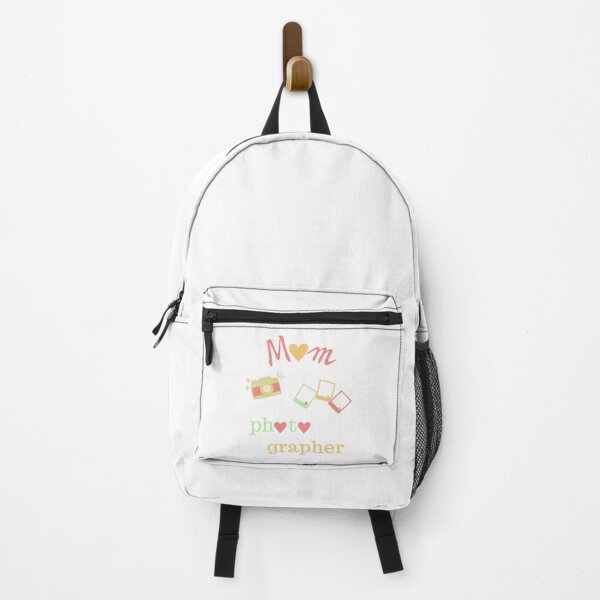 Artikelvorschau, Mama Fotografin, lustiges Geschenk für Mama entworfen und verkauft von MomLifeDesign.
