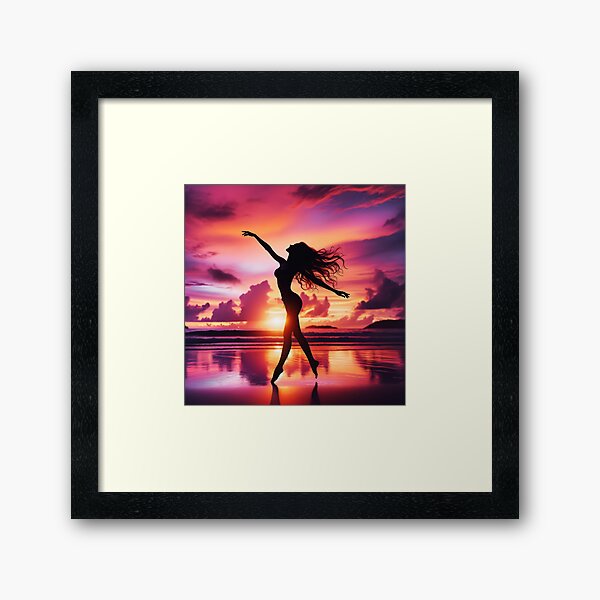 Vista previa del artículo con la obra «Mujer bailando libremente en una playa al atardecer, su forma recortada contra los vibrantes colores del cielo», diseñado y vendido por AndreaMart.