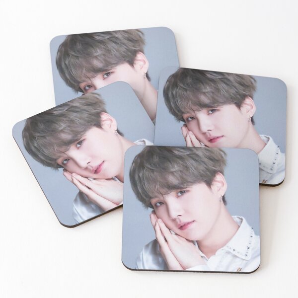 Artikelvorschau, Bts Suga süßes Poster entworfen und verkauft von Purple Ocean.