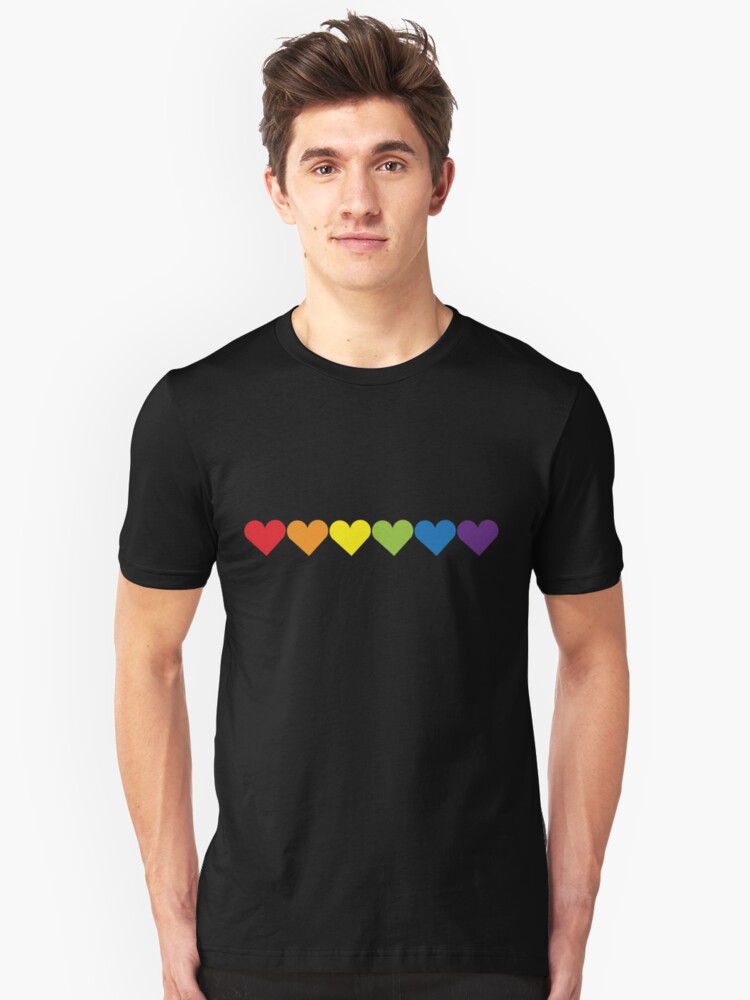 Vista alternativa de Camiseta ajustada Corazones de orgullo