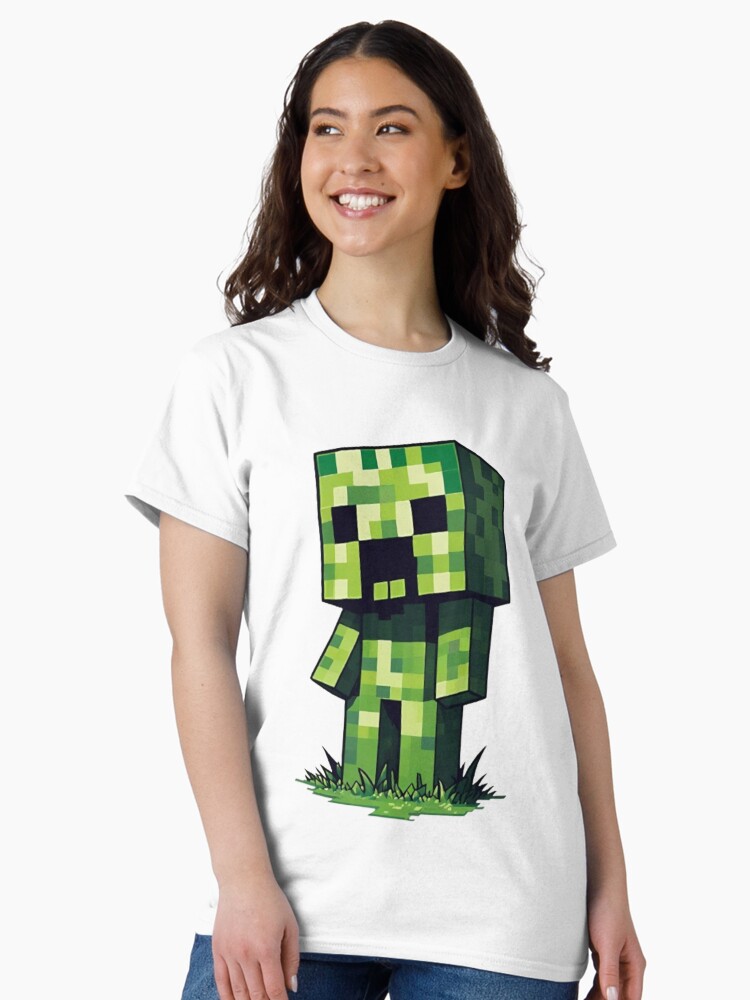 Imagen 1 de 7, Camiseta clásica con la obra Adorable enredadera de Minecraft, diseñada y vendida por LyssasMindArt.