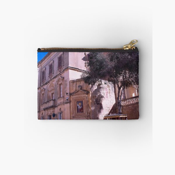 Artikelvorschau, Mdina, Malta, Pferd und Kutsche entworfen und verkauft von Graz-Photos.