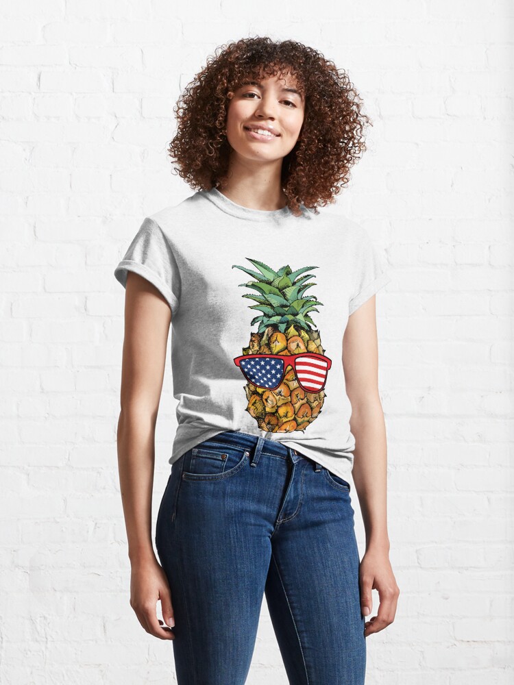 Discover Patriotic Pineapple - 4th of July Classic T-Shirt