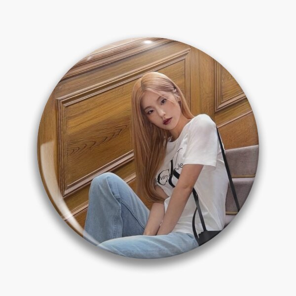 Artikelvorschau, ITZY Yeji entworfen und verkauft von Valereekmerch.