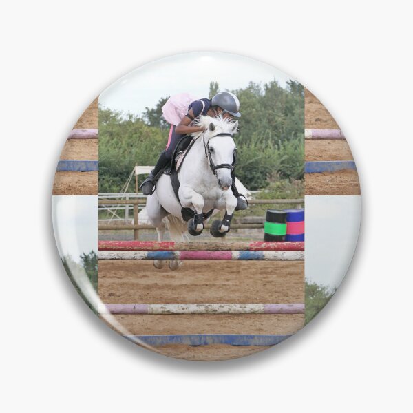 Aperçu de l'œuvre rv 3631/ finition 2023 - : 8c : Cheval - saut de face - Okaio Créations Olavia-Olao créée et vendue par o.okaïo.