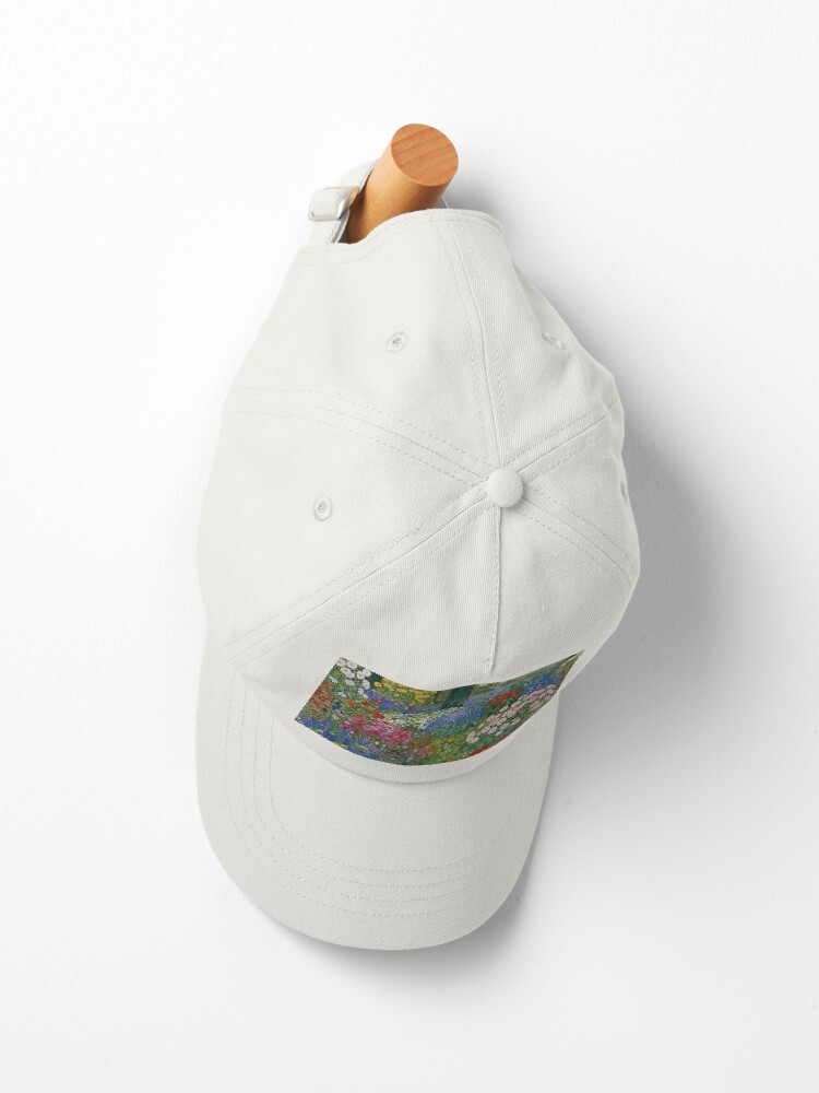 Aperçu 2 sur 7. Casquette avec l'œuvre Jardin de fleurs Gustav Klimt créée et vendue par maniacfitness.