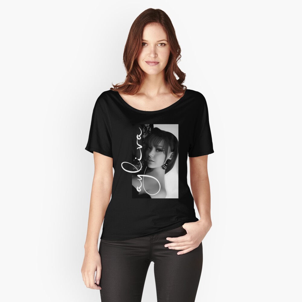 Artikel-Vorschau von Loose Fit T-Shirt, designt und verkauft von Julianneosacco.