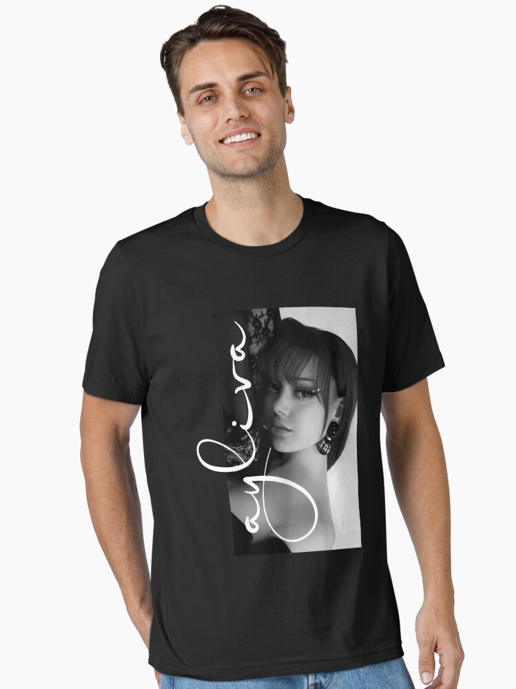 Thumbnail 2 von 7, Essential T-Shirt, Ayliva designt und verkauft von Julianneosacco.