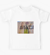 Djerba Street Art - bottles and flowers Kids Tee