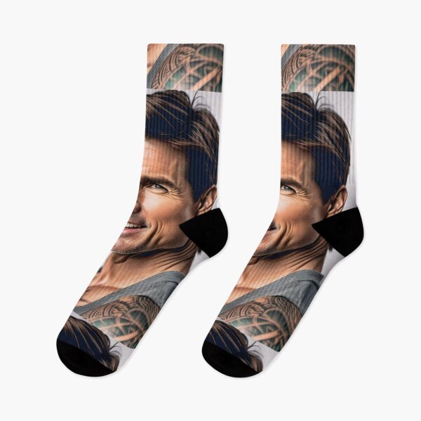 Aperçu de l'œuvre Tom Cruise Art dans des tatouages réalistes créée et vendue par sportsimpact.