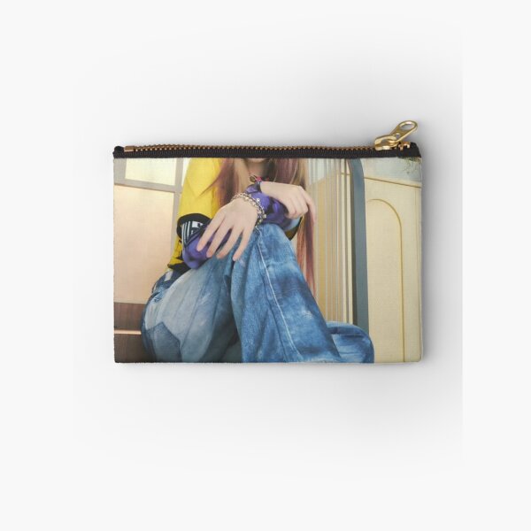 Artikelvorschau, Liz IVE Mine entworfen und verkauft von Valereekmerch.