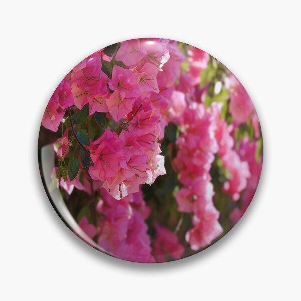 Artikelvorschau, Rosa Bougainvillea-Wand entworfen und verkauft von mshepdog.